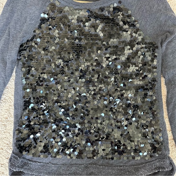 Hollister blueish gray sweater w sequin. Size S. - Picture 4 of 5
